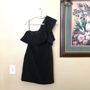 Slate & Willow One Shoulder Dress Size 6